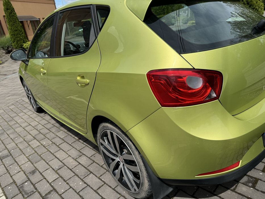Продам Seat Ibiza  автомат