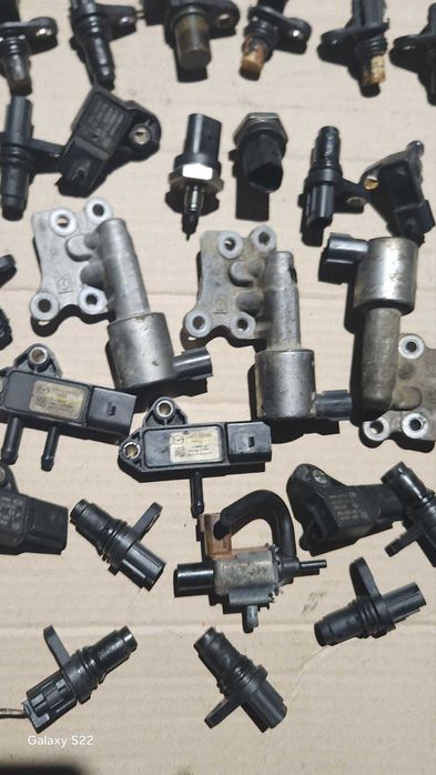 Датчик  mazda cx5 6gj 2.2 sh01 SH0114440 N3R418221A  2012-2019