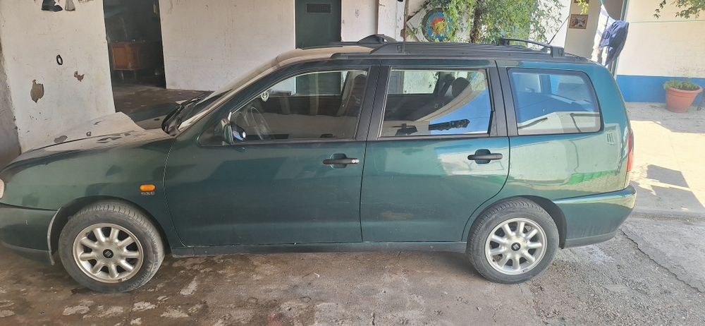 Seat cordoba gasoline 1998