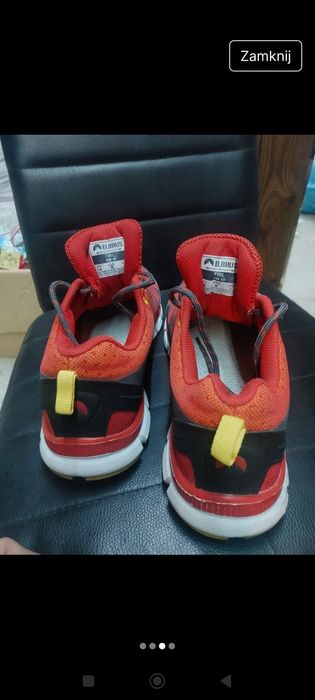 Elbrus trekkingowe 43 wkładki 28 cm.