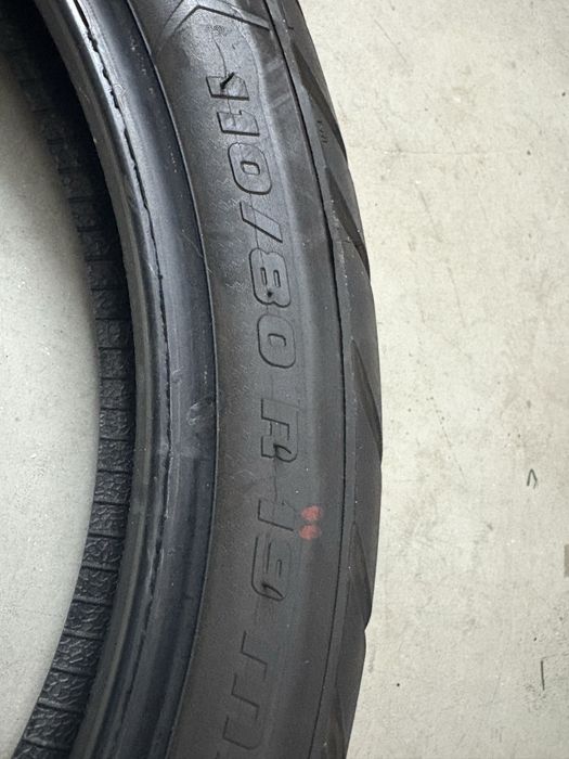 Pneu Metzeler 110/80/19