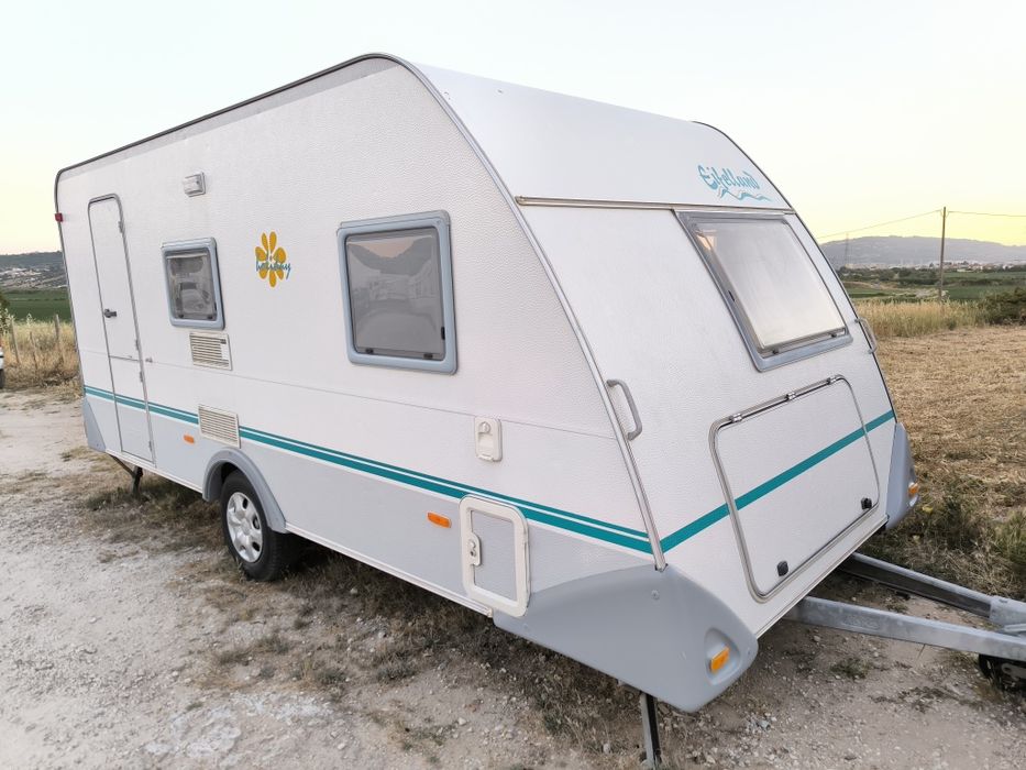 Caravana Knaus  Eifelland 460