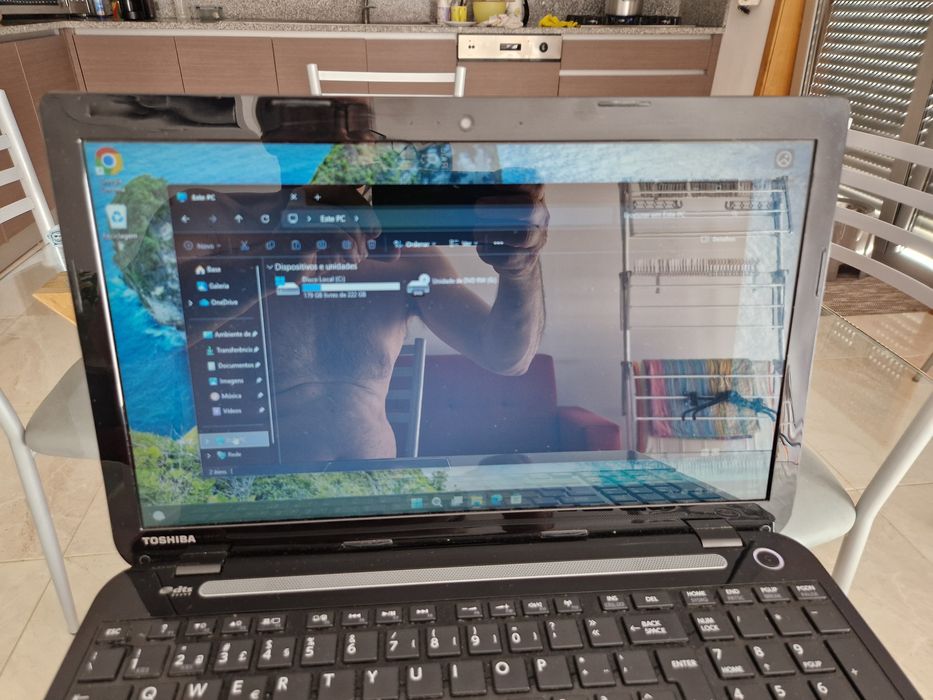 Toshiba satellite L50-A-1EF Corei5
