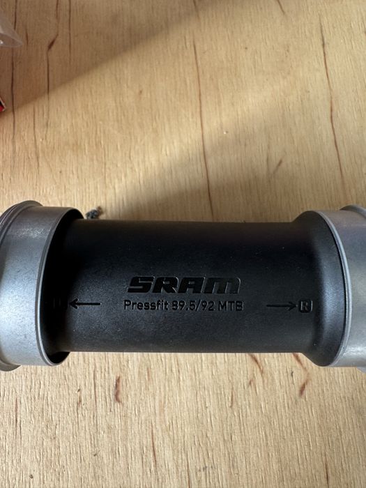 Support SRAM DUB PRESSFIT 89,5/92