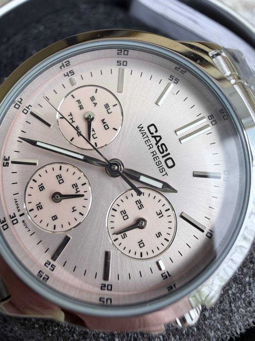 Жіночий годинник CASIO LTP-V300D-1A.