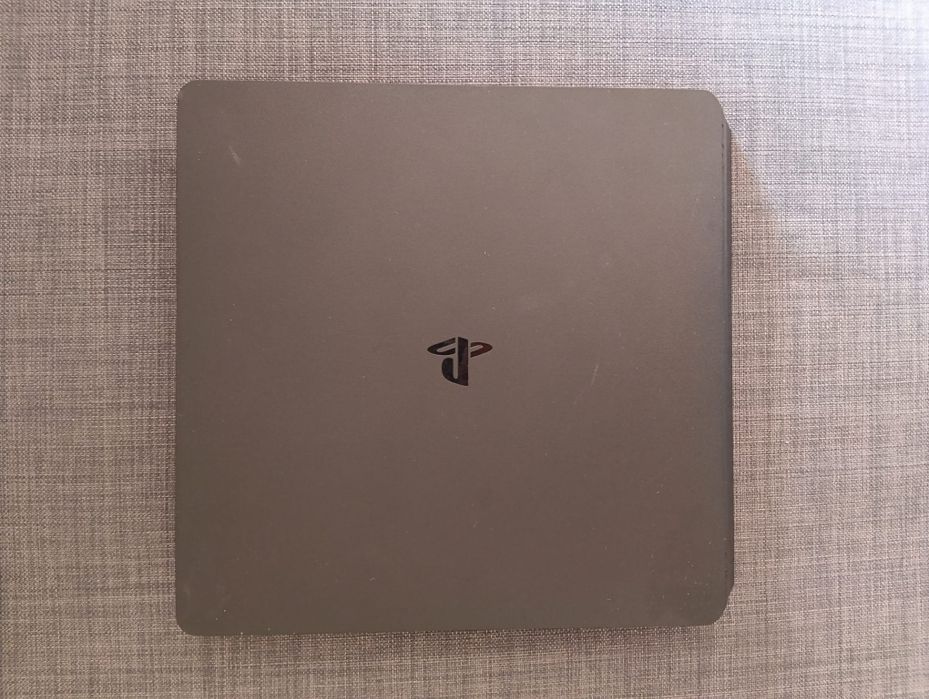 Playstation 4 Slim, 500GB Preto, Dualshock,