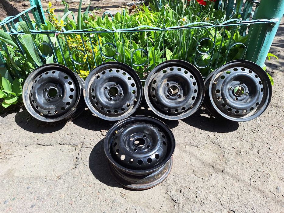 Диски Lanos R13 4x100 ET49 J5 DIA56.6