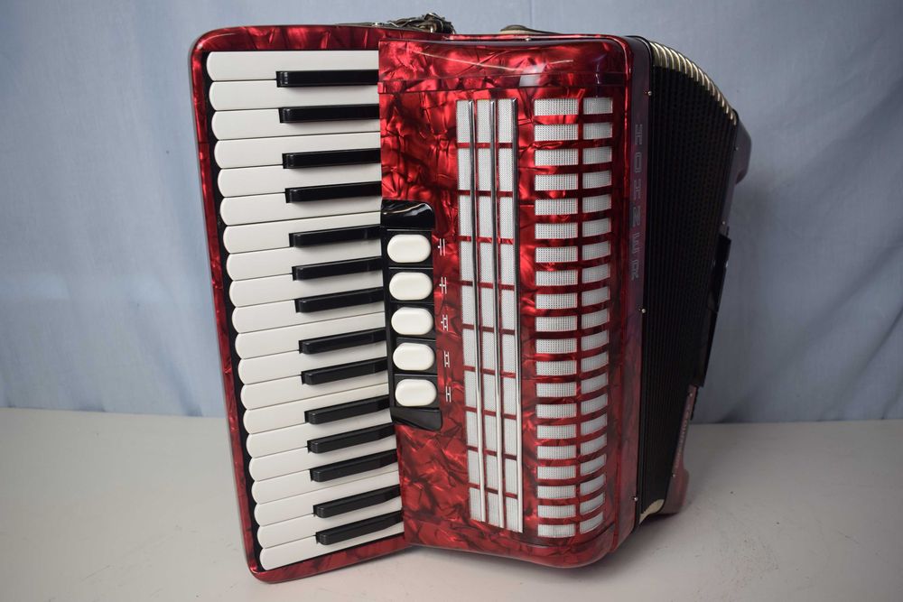 Acordea Hohner Concerto III 63 Voz 72 Baixos N. 50 São Pedro Do