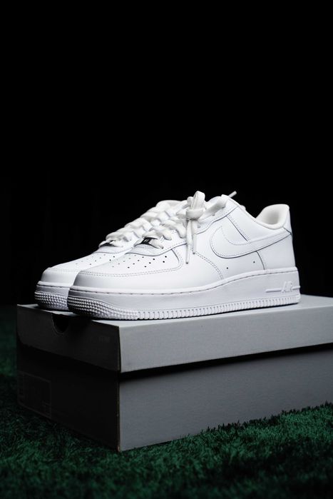 Nike Air Force 1 - BRANCOS - 41, 42, 43 & 44