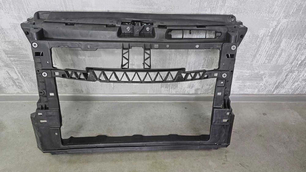 Панель передня телевизор Volkswagen Polo Фольксваген Поло седан HB 09-