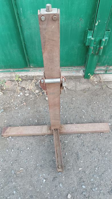 Опрокидыватель автомобильный