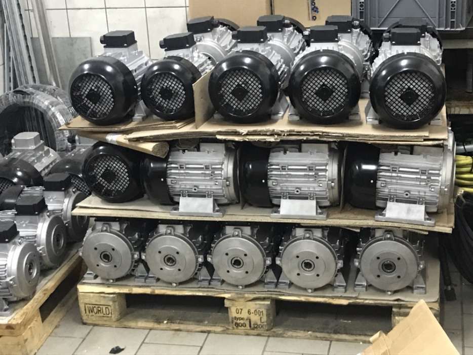 Електродвигатель ravel 5.5 kw для помпи hawk interpump CAT