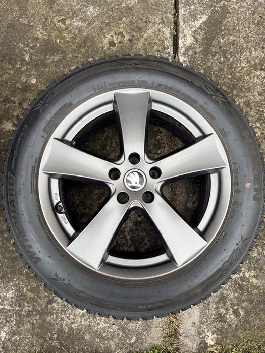 Зимові шини NEXEN WINGUARD win Spike 3 з дисками 225/60 R18