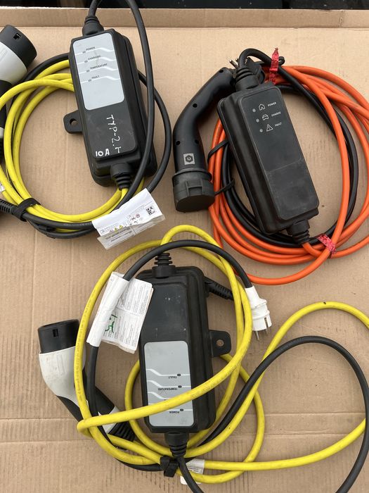 Зарядка для электромобиля.