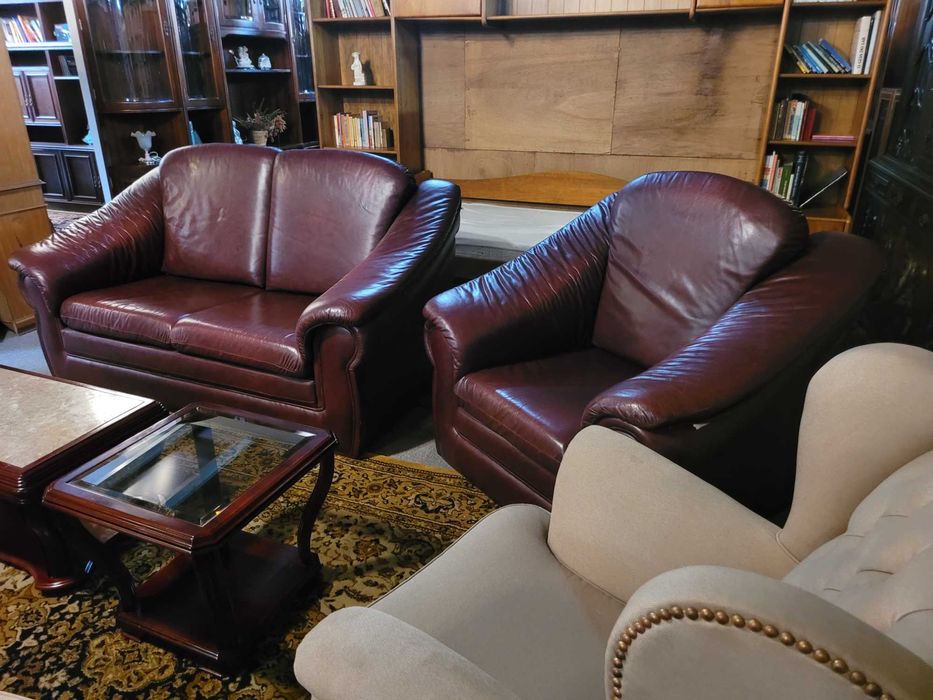 Sofá individual em pele - óptimo estado e qualidade