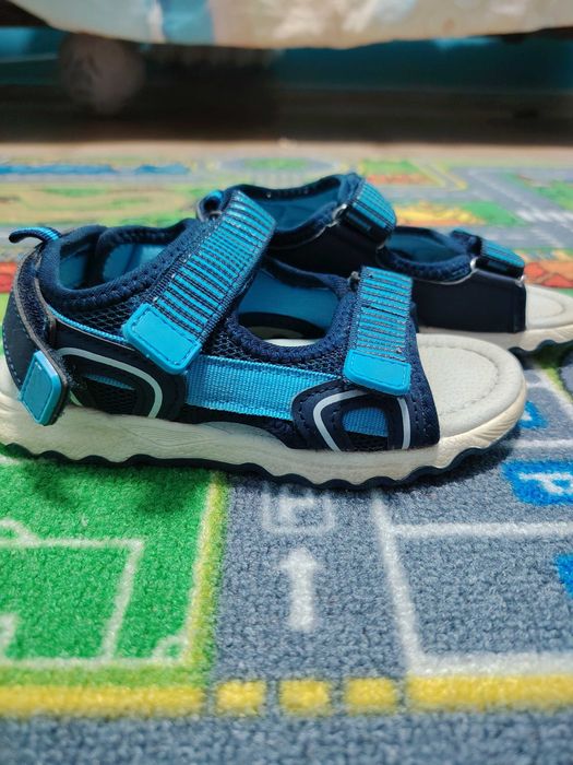 Trampki oraz sandałki dla chłopca