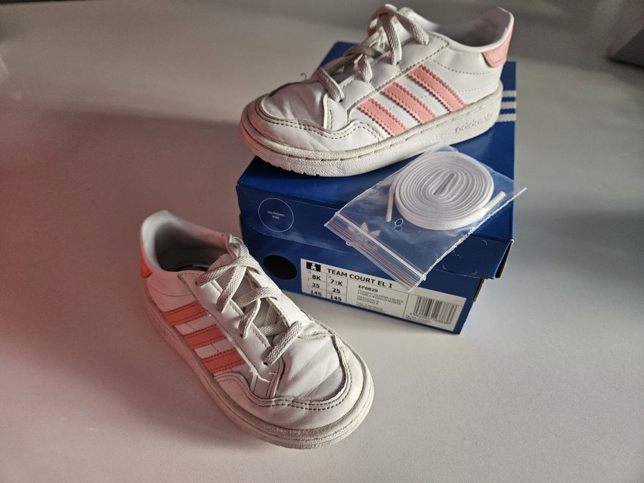 Ténis Adidas Team Court