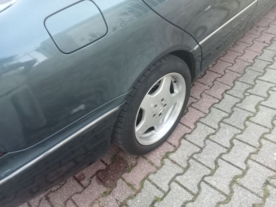 Mercedes S320  w220. 2001