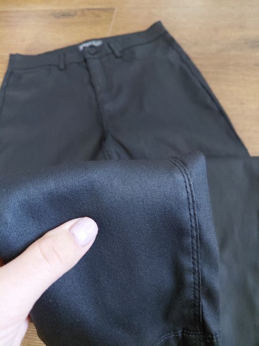 Шкіряні штани жіночі, шкіряні лосіни