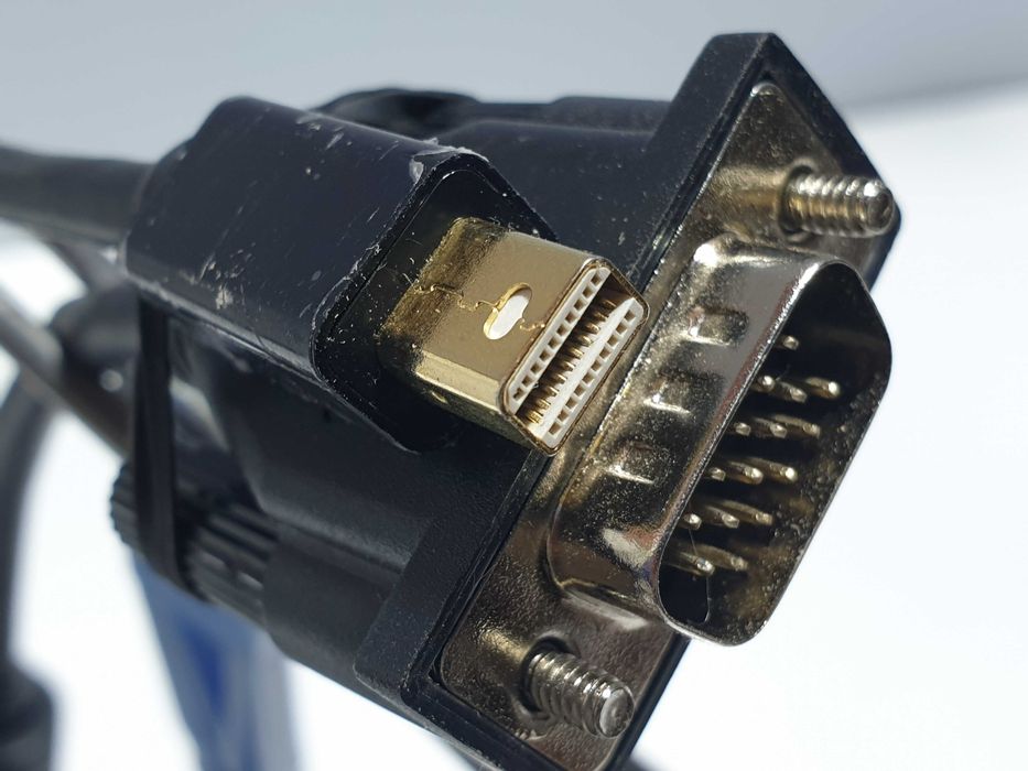 Адаптер Mini DisplayPort  to VGA Thunderbolt Rankie  + кабель VGA 1.8м