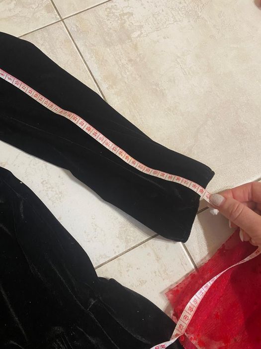 Святкова чорна сукня