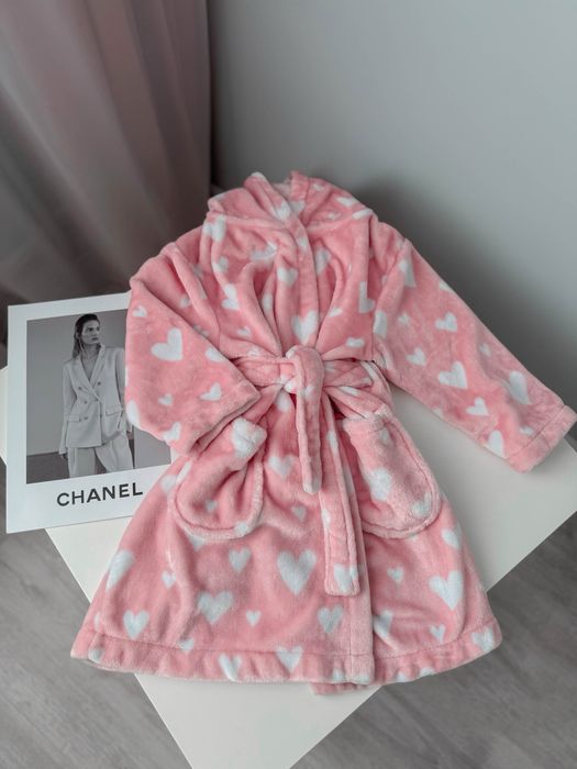 Махровый нежно-розовый халат на девочку 98-104