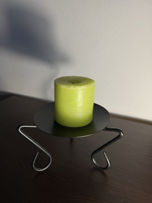 Porta velas em metal