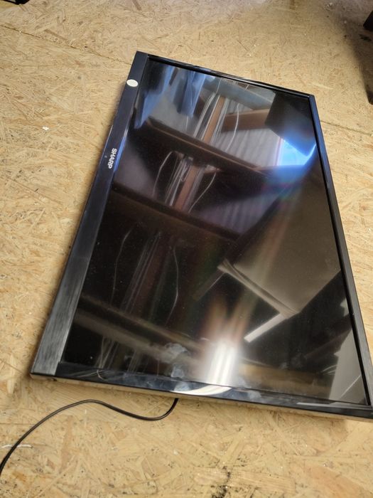 Telewizor 32 cale Sharp uszkodzone podświetlenie matrycy