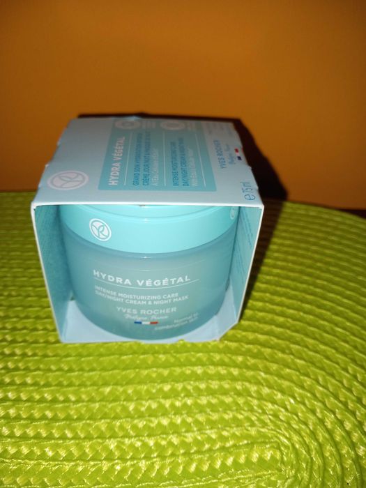 Yves Rocher Krem do twarzy intens. nawilż. Dzień /Noc Hydra Vegetal 75