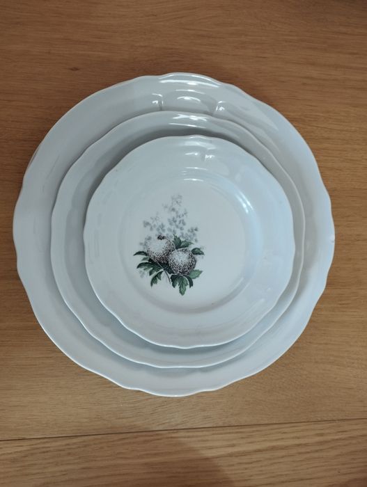 Conjunto de louça clássico floral