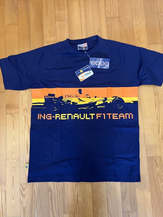 Dwie koszulki Formuły 1 drużyny Renault