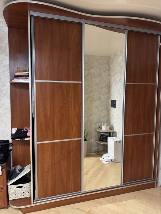 Шафа в гарному стані ……..