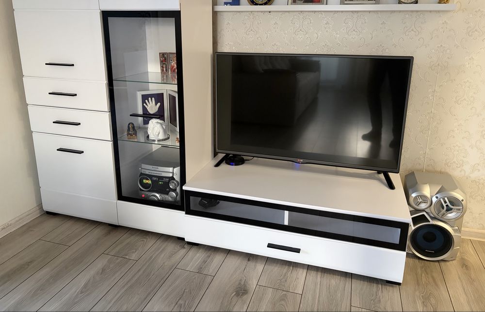 Модульная стенка шкаф тумба под ТВ