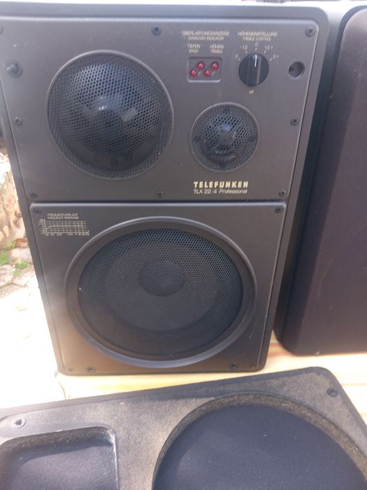 Par de colunas Telefunken 150W