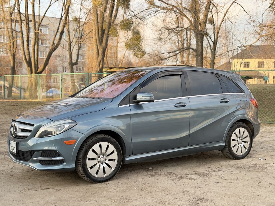 Продам Mercedes - Benz  Електромобіль