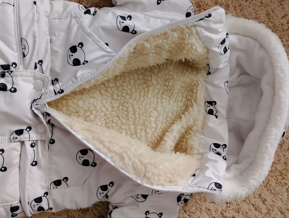 Зимний комбинезон для младенца