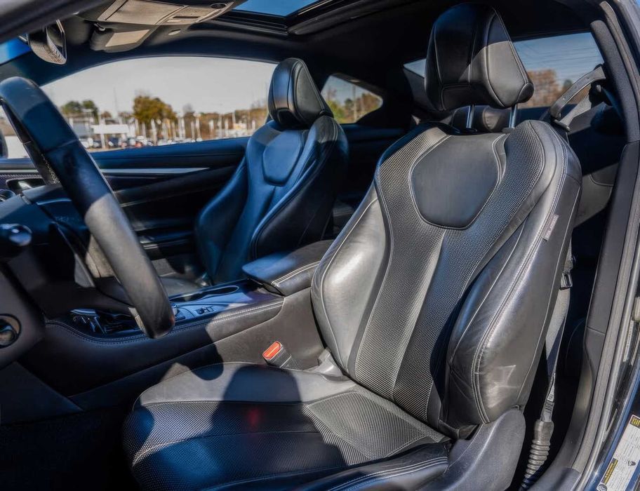 INFINITI Q60 Sport Coupe      2018