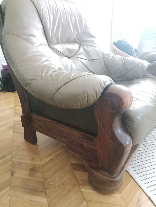 Fotele drewniane skóra