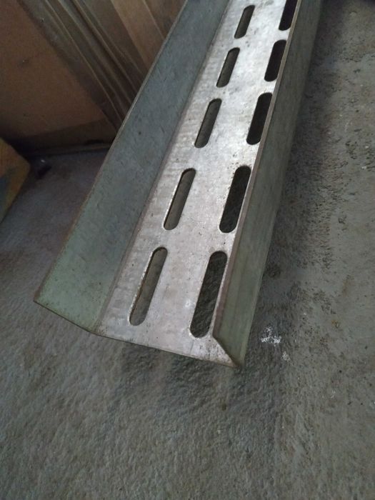 Profil stalowy 75x40x2mm (3 metry)
