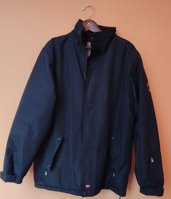 Зимова куртка (чоловіча)