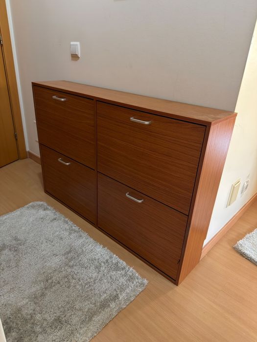 Movel sapateira em bom estado