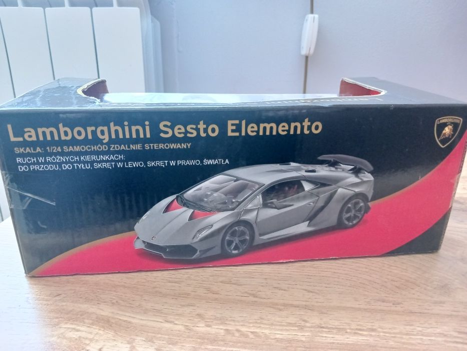 Lamborghini sterowany sesto elemento