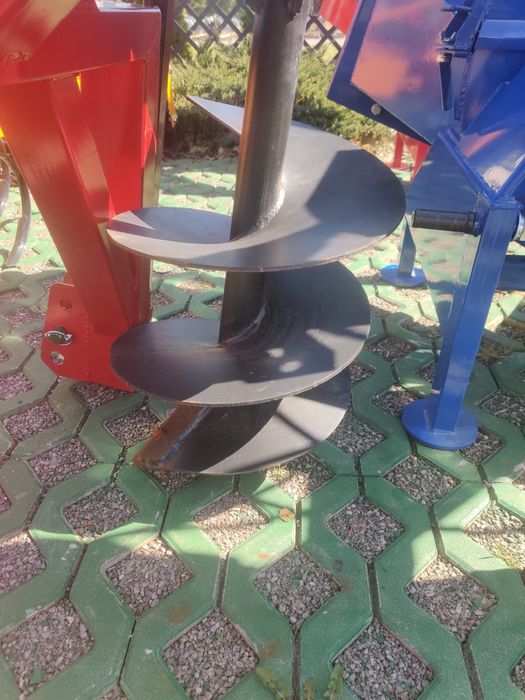 Świder wiertnica ziemna