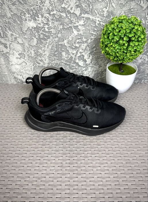 Nike Downshifter 12 кроссовки 39 размер женские спортивные черные