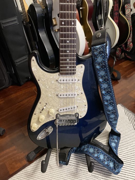 G&L Legacy Tribute Series Esquerdina