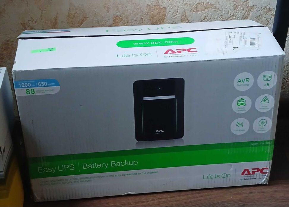 ДБЖ APC Easy UPS 1200VA