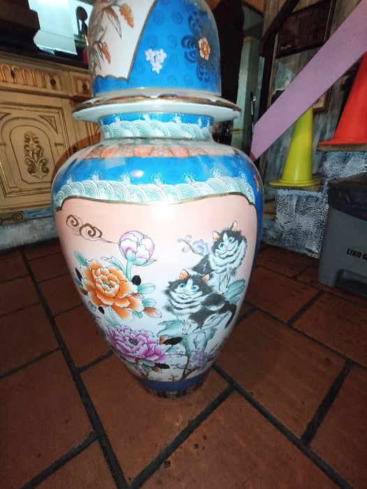 Vaso Monumental com Tampa Porcelana Chinesa Jingdezhen