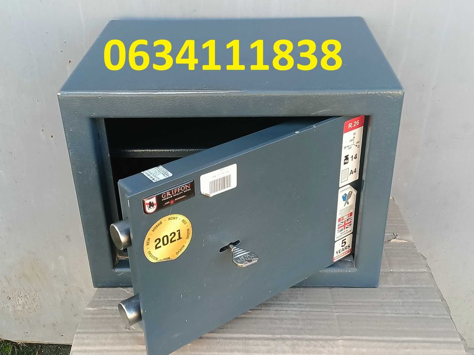 Сейф для денег «Гриффон R26»