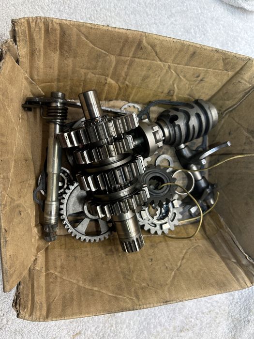 Caixa Velocidades CRF 450