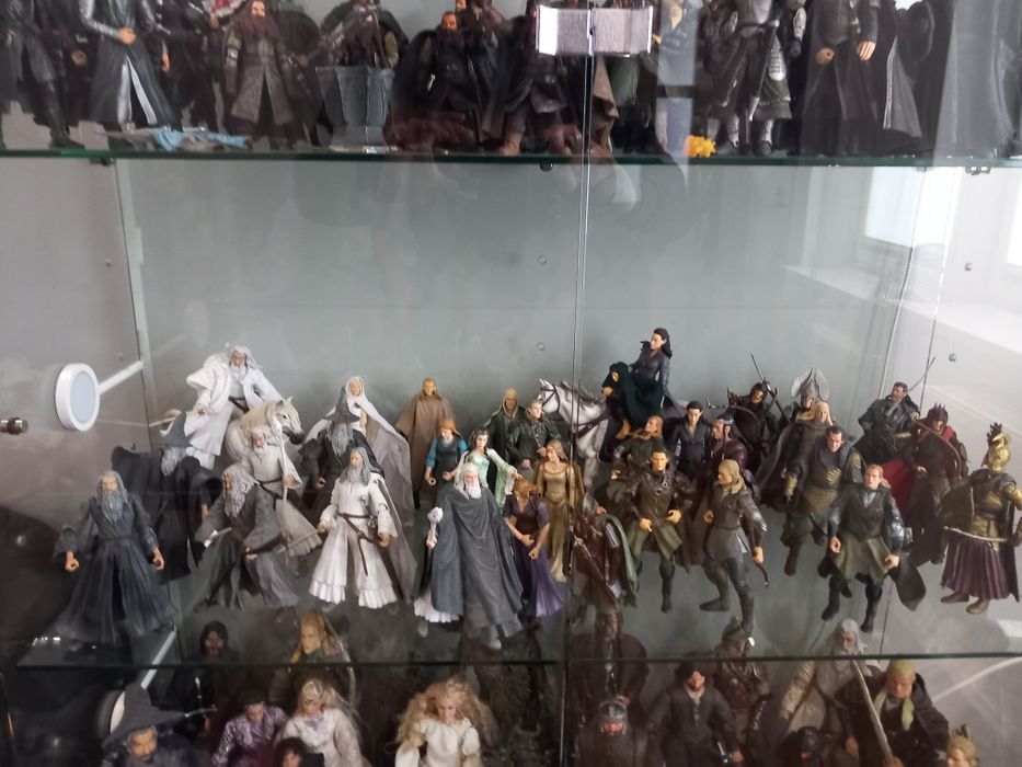 Figurki władca pierścieni cała kolekcja